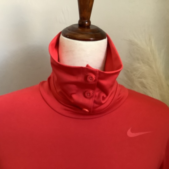 Nike Dri Fit Long Sleeved Red Button Up Turtleneck Golf Shirt, Size M - Picture 4 of 13
